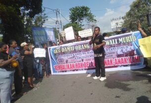 SEBIDANG TANAH DENGAN DUA SERTIFIKAT